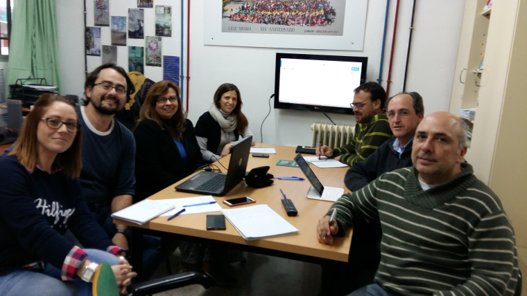 Reunión de preparación con los participantes de los distintos colegios de Albolote del proyecto Torre-On